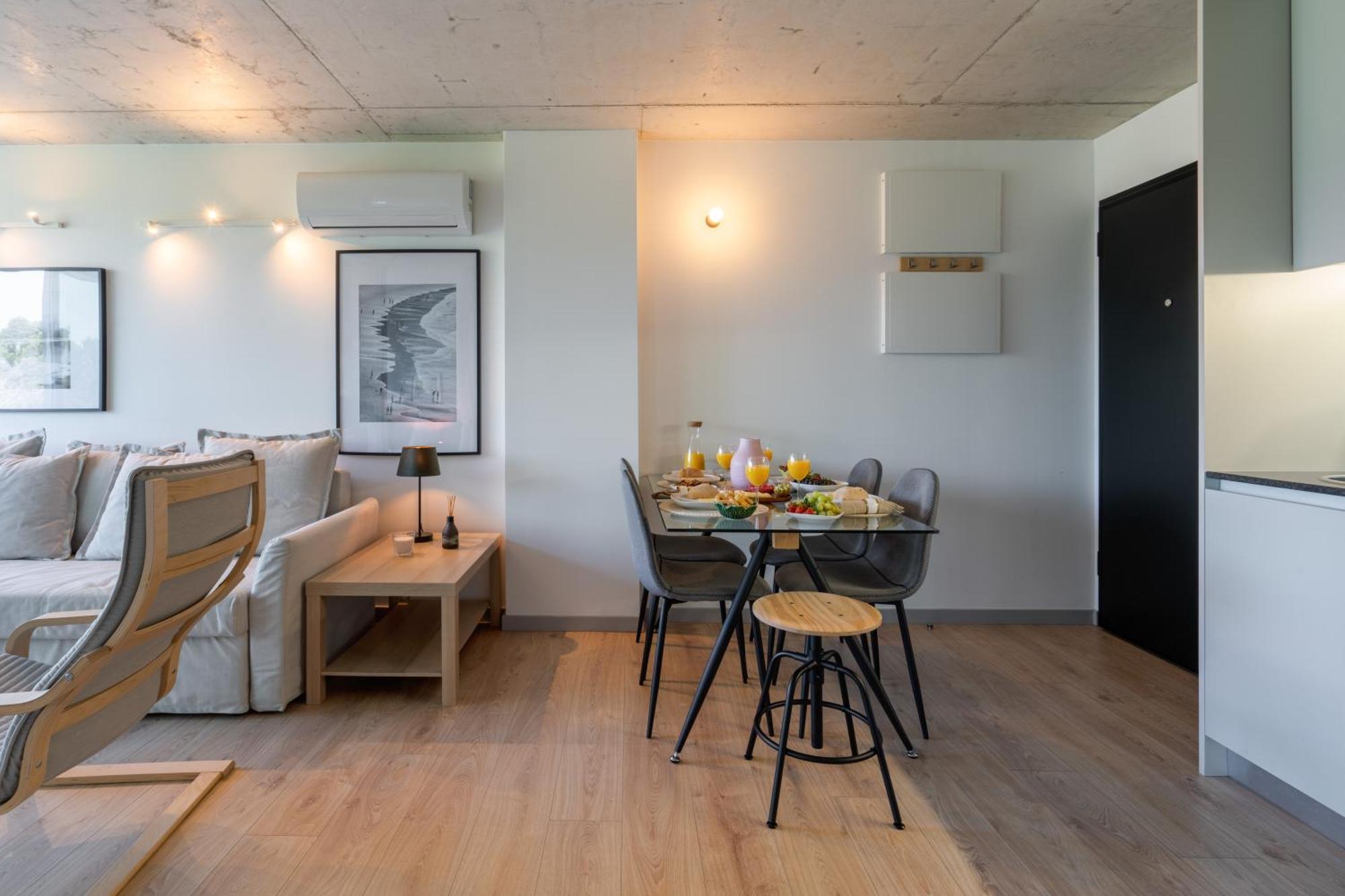 וילה נובה דה גאיה Host Wise - Luxurious Impressive Apartment - Balcony And Pool חדר תמונה